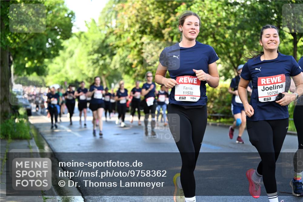 14.06.2026 - REWE Women's Run Dr. Thomas Lammeyer http://msf.ph/oto/9758362 14.06.2026 09:22:36 Laufen 11532, 10726, 51 meine-sportfotos.de