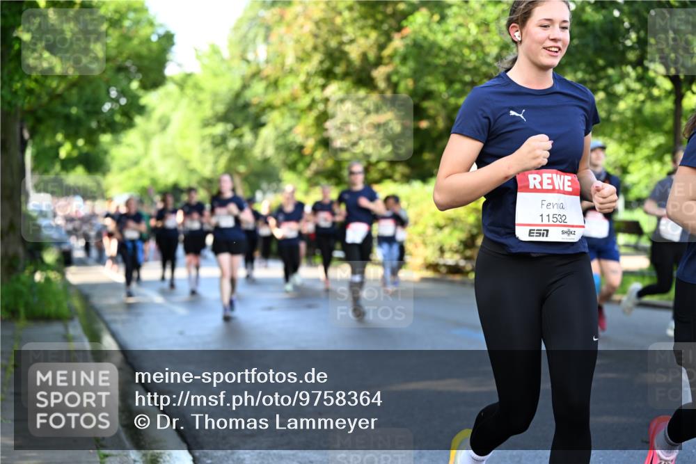 14.06.2026 - REWE Women's Run Dr. Thomas Lammeyer http://msf.ph/oto/9758364 14.06.2026 09:22:36 Laufen 11532, 7 meine-sportfotos.de