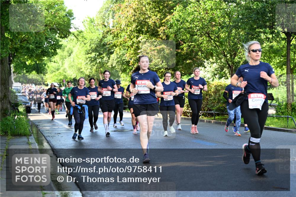 14.06.2026 - REWE Women's Run Dr. Thomas Lammeyer http://msf.ph/oto/9758411 14.06.2026 09:22:39 Laufen 11077 meine-sportfotos.de