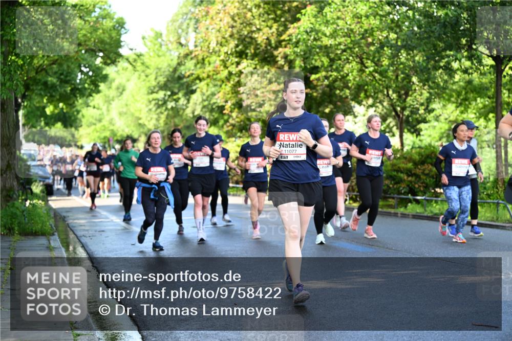 14.06.2026 - REWE Women's Run Dr. Thomas Lammeyer http://msf.ph/oto/9758422 14.06.2026 09:22:40 Laufen 11077, 7 meine-sportfotos.de