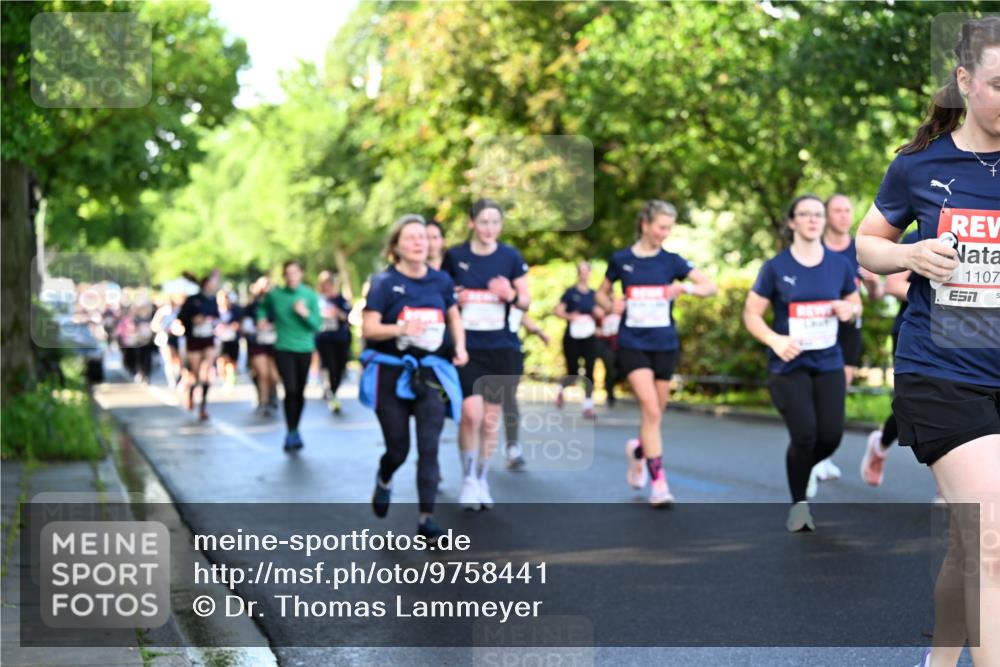 14.06.2026 - REWE Women's Run Dr. Thomas Lammeyer http://msf.ph/oto/9758441 14.06.2026 09:22:41 Laufen 1107 meine-sportfotos.de