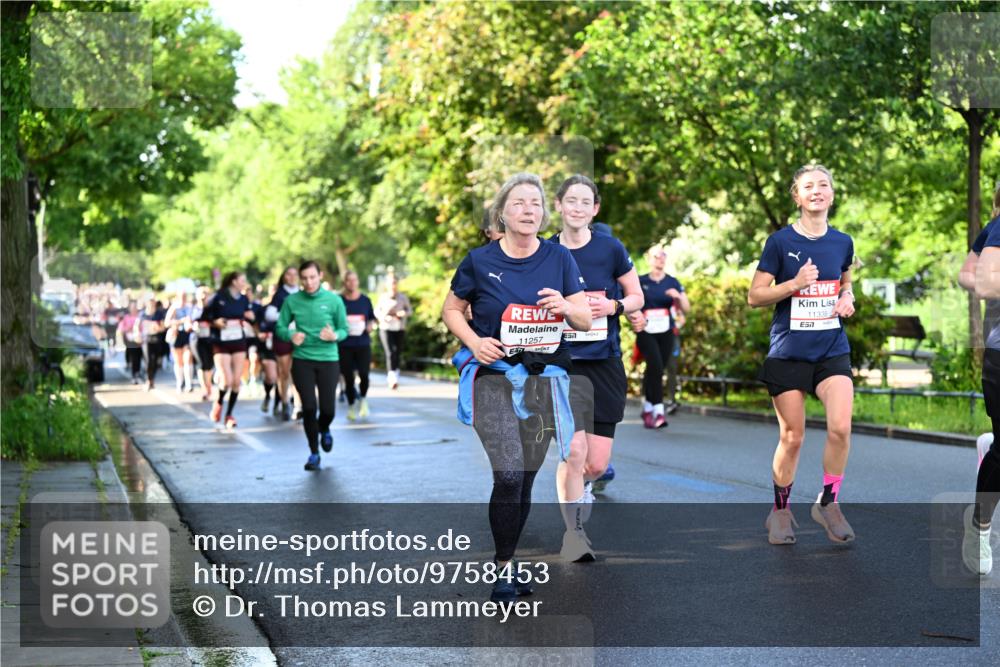 14.06.2026 - REWE Women's Run Dr. Thomas Lammeyer http://msf.ph/oto/9758453 14.06.2026 09:22:42 Laufen 11257, 7, 11338, 7 meine-sportfotos.de