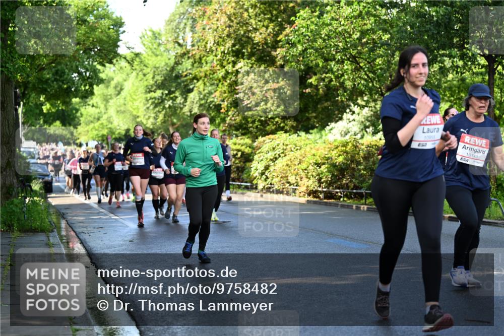 14.06.2026 - REWE Women's Run Dr. Thomas Lammeyer http://msf.ph/oto/9758482 14.06.2026 09:22:44 Laufen 10955, 857, 10143 meine-sportfotos.de