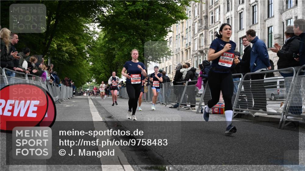 14.06.2026 - REWE Women's Run J. Mangold http://msf.ph/oto/9758483 14.06.2026 10:59:34 Ziel 5094, 5139, 5217, 5258, 5569, 5873, 5886, 6030, 6031 meine-sportfotos.de