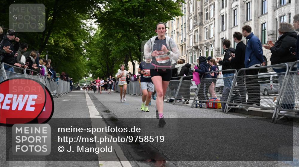 14.06.2026 - REWE Women's Run J. Mangold http://msf.ph/oto/9758519 14.06.2026 10:59:38 Ziel 5094, 5217, 5258, 5569, 5873, 5886, 6030, 6031 meine-sportfotos.de