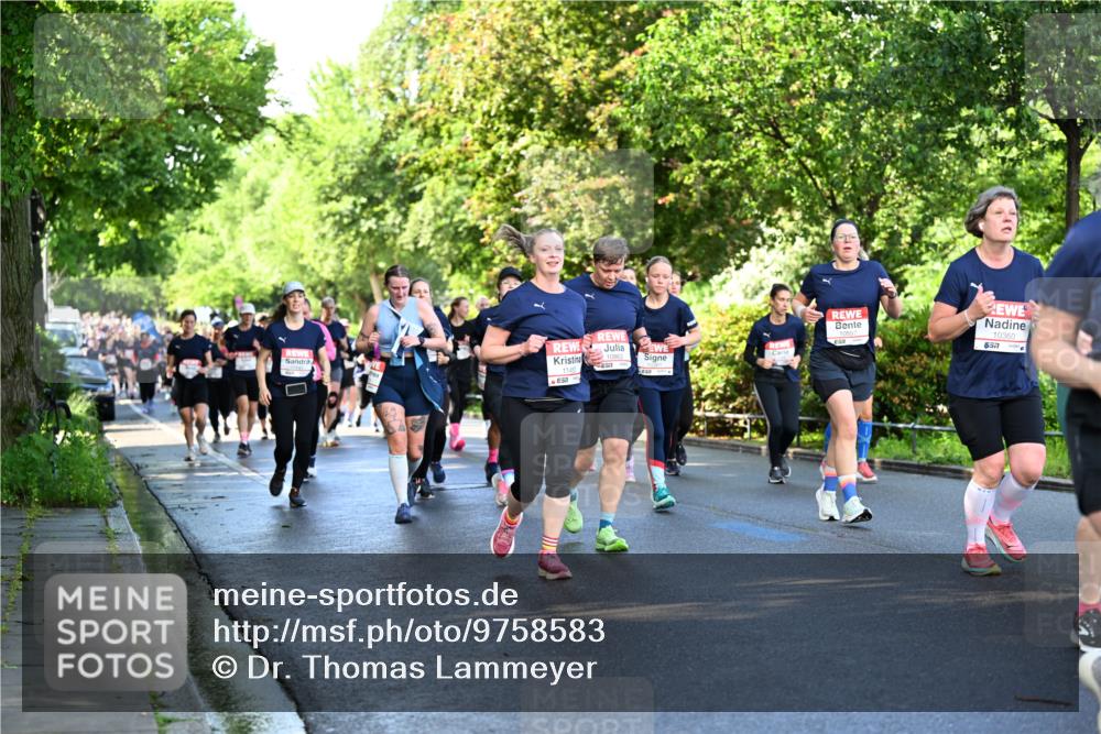 14.06.2026 - REWE Women's Run Dr. Thomas Lammeyer http://msf.ph/oto/9758583 14.06.2026 09:22:50 Laufen 10863, 1145, 10360, 6577 meine-sportfotos.de