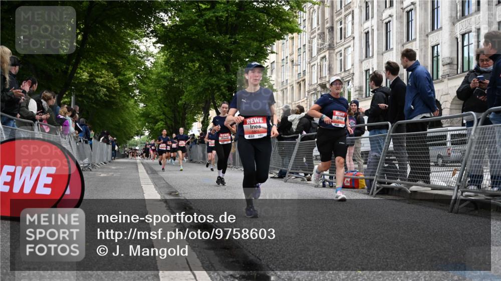 14.06.2026 - REWE Women's Run J. Mangold http://msf.ph/oto/9758603 14.06.2026 10:59:51 Ziel 5101, 5274, 5284, 5286, 5526, 5792, 5801, 5821, 5892, 5930, 5954, 6034, 6035 meine-sportfotos.de