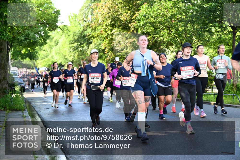 14.06.2026 - REWE Women's Run Dr. Thomas Lammeyer http://msf.ph/oto/9758626 14.06.2026 09:22:53 Laufen 10445, 10498, 0417 meine-sportfotos.de