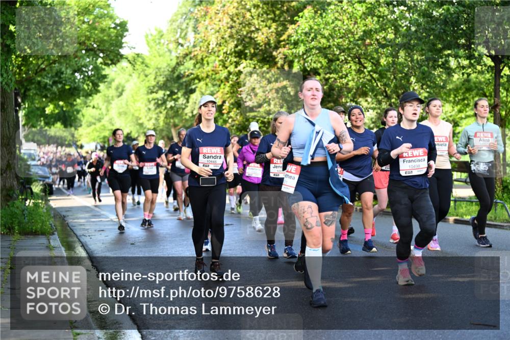 14.06.2026 - REWE Women's Run Dr. Thomas Lammeyer http://msf.ph/oto/9758628 14.06.2026 09:22:53 Laufen 10445, 100, 10498, 57 meine-sportfotos.de