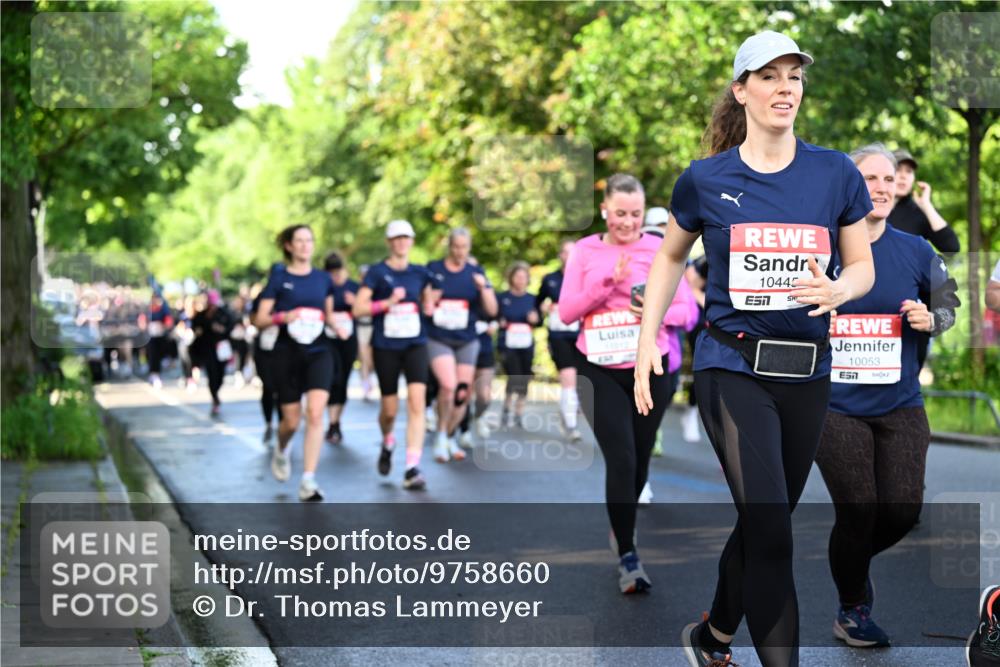 14.06.2026 - REWE Women's Run Dr. Thomas Lammeyer http://msf.ph/oto/9758660 14.06.2026 09:22:55 Laufen 0, 10445, 10053, 57 meine-sportfotos.de