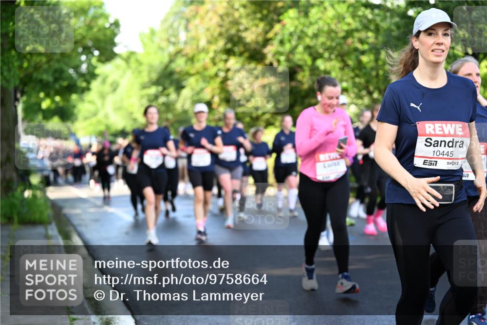 14.06.2026 - REWE Women's Run Dr. Thomas Lammeyer http://msf.ph/oto/9758664 14.06.2026 09:22:56 Laufen 10445, 10 meine-sportfotos.de