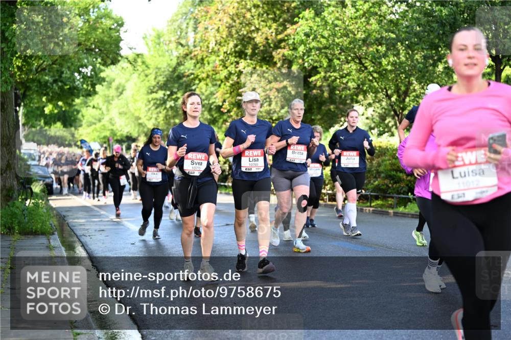 14.06.2026 - REWE Women's Run Dr. Thomas Lammeyer http://msf.ph/oto/9758675 14.06.2026 09:22:57 Laufen 10770, 7, 10769, 51, 11012, 3, 7 meine-sportfotos.de