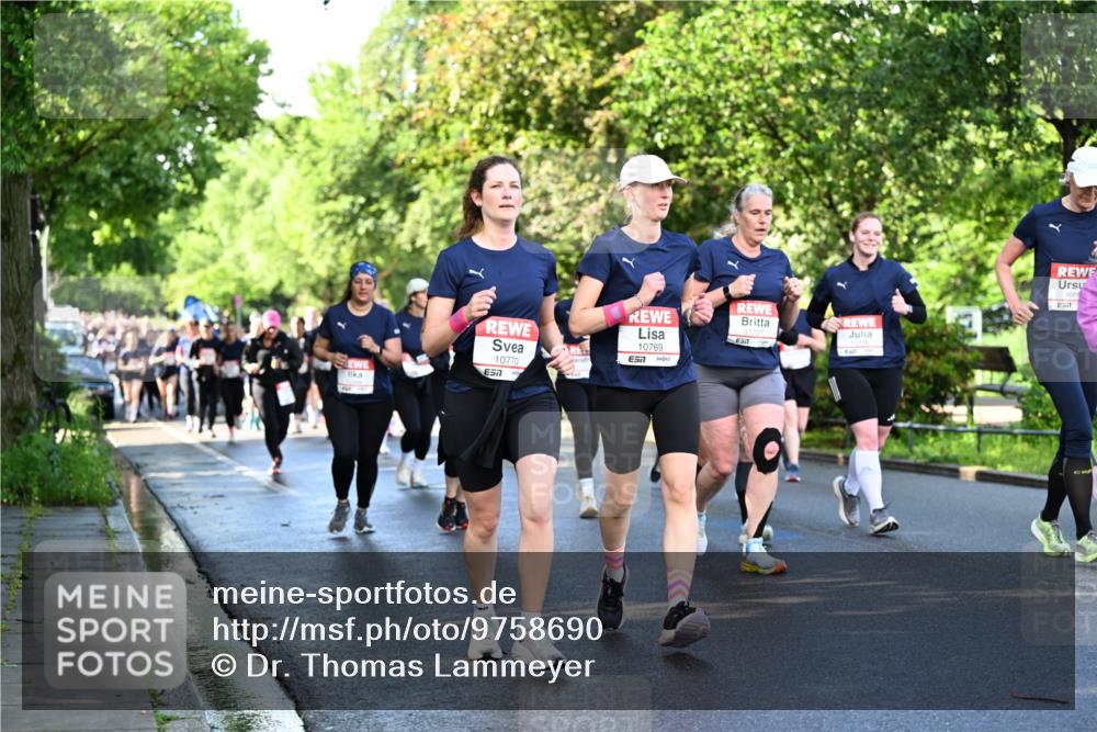 14.06.2026 - REWE Women's Run Dr. Thomas Lammeyer http://msf.ph/oto/9758690 14.06.2026 09:22:58 Laufen 10770, 7, 10769, 57, 100 meine-sportfotos.de