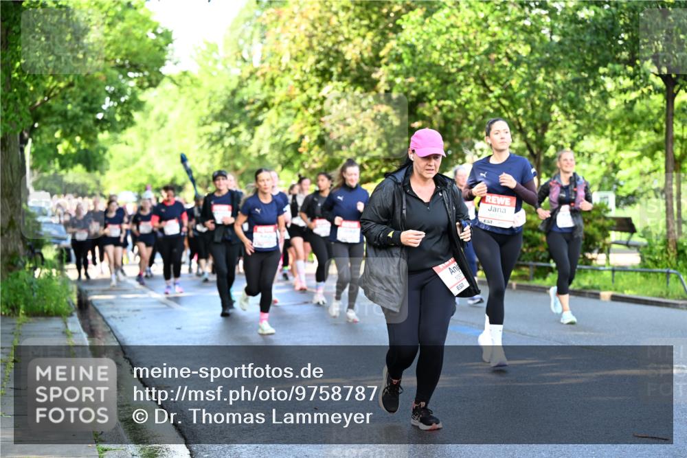 14.06.2026 - REWE Women's Run Dr. Thomas Lammeyer http://msf.ph/oto/9758787 14.06.2026 09:23:04 Laufen 1097, 57 meine-sportfotos.de