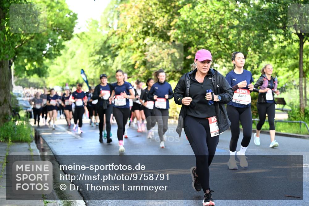 14.06.2026 - REWE Women's Run Dr. Thomas Lammeyer http://msf.ph/oto/9758791 14.06.2026 09:23:04 Laufen 1073 meine-sportfotos.de