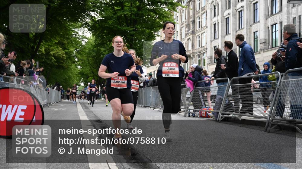 14.06.2026 - REWE Women's Run J. Mangold http://msf.ph/oto/9758810 14.06.2026 11:00:18 Ziel 5003, 5050, 5147, 5432, 5435, 5440, 5453, 5665, 5716, 5883 meine-sportfotos.de