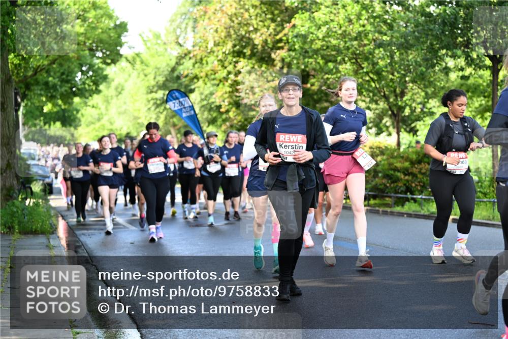 14.06.2026 - REWE Women's Run Dr. Thomas Lammeyer http://msf.ph/oto/9758833 14.06.2026 09:23:07 Laufen 7, 00, 1042 meine-sportfotos.de