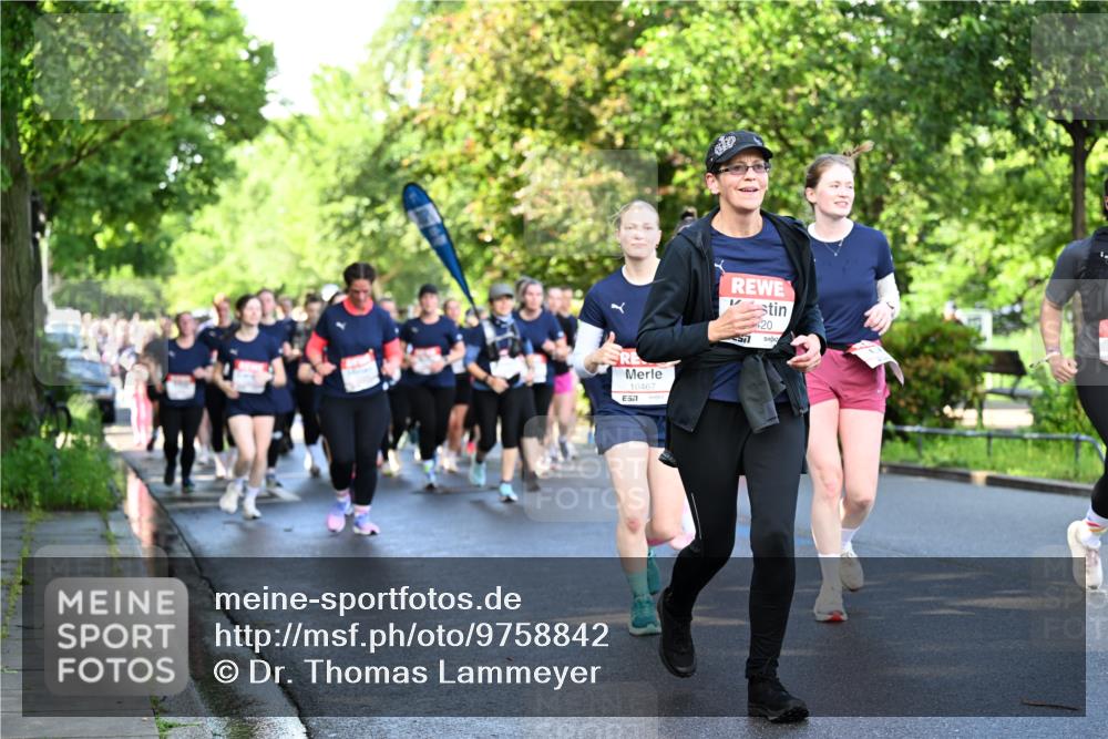 14.06.2026 - REWE Women's Run Dr. Thomas Lammeyer http://msf.ph/oto/9758842 14.06.2026 09:23:08 Laufen 10467, 57, 20 meine-sportfotos.de