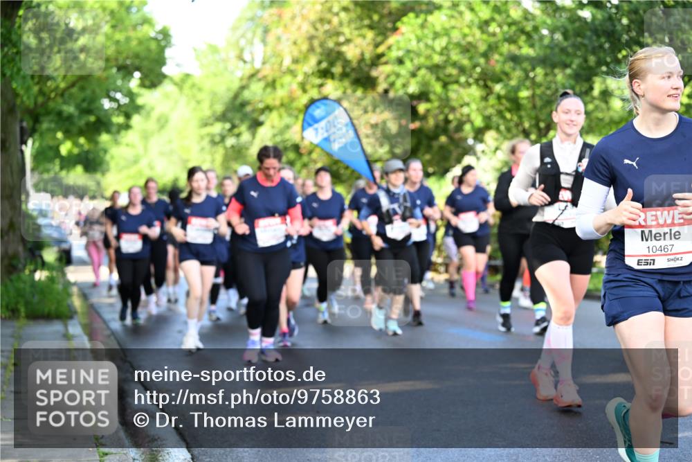 14.06.2026 - REWE Women's Run Dr. Thomas Lammeyer http://msf.ph/oto/9758863 14.06.2026 09:23:09 Laufen 7, 00, 10467, 7 meine-sportfotos.de