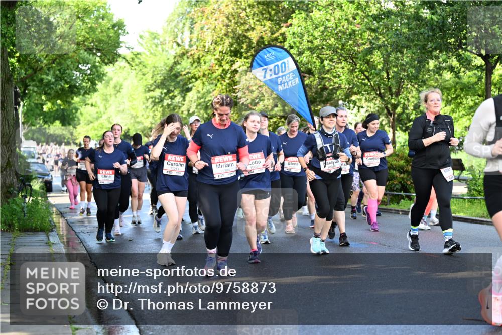 14.06.2026 - REWE Women's Run Dr. Thomas Lammeyer http://msf.ph/oto/9758873 14.06.2026 09:23:10 Laufen 11213, 7, 11384, 7, 7, 00, 10086 meine-sportfotos.de