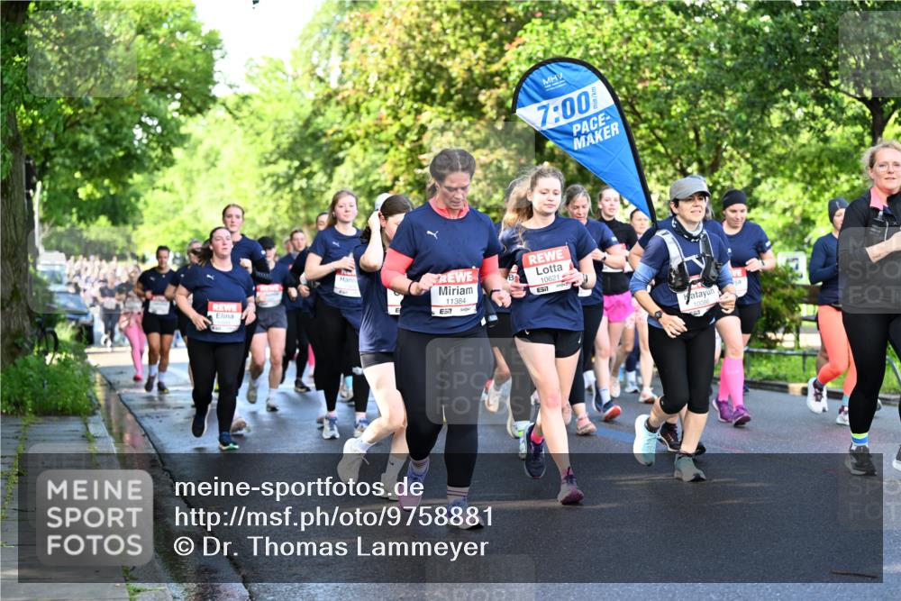 14.06.2026 - REWE Women's Run Dr. Thomas Lammeyer http://msf.ph/oto/9758881 14.06.2026 09:23:11 Laufen 11384, 57, 7, 00, 10621, 10086 meine-sportfotos.de