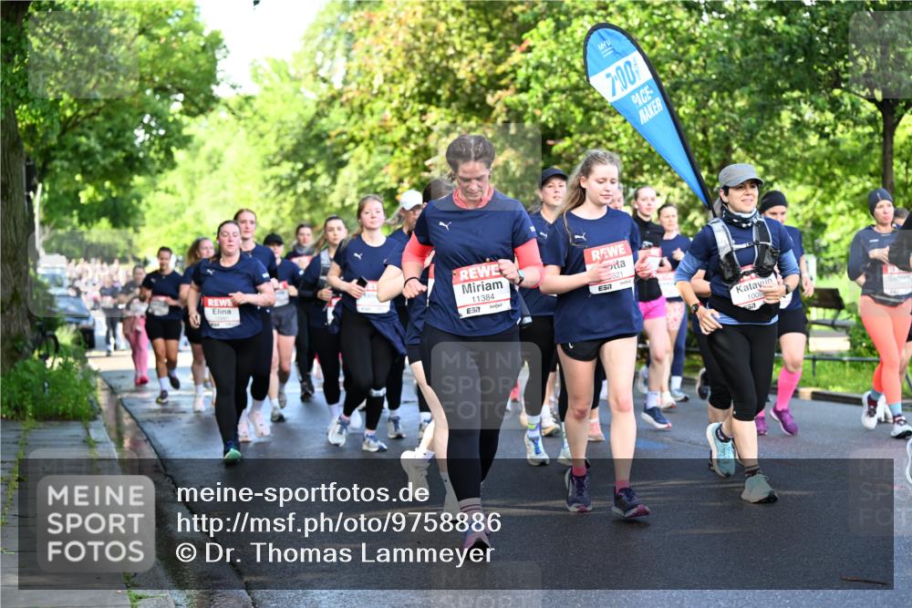 14.06.2026 - REWE Women's Run Dr. Thomas Lammeyer http://msf.ph/oto/9758886 14.06.2026 09:23:11 Laufen 11384, 621, 57, 7, 00, 1008 meine-sportfotos.de