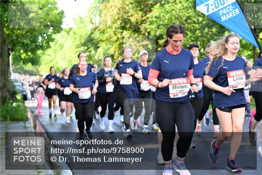 14.06.2026 - REWE Women's Run Dr. Thomas Lammeyer http://msf.ph/oto/9758900 14.06.2026 09:23:12 Laufen 7, 0, 11384, 57, 10621, 7 meine-sportfotos.de
