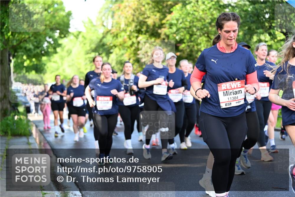 14.06.2026 - REWE Women's Run Dr. Thomas Lammeyer http://msf.ph/oto/9758905 14.06.2026 09:23:12 Laufen 11384, 7 meine-sportfotos.de