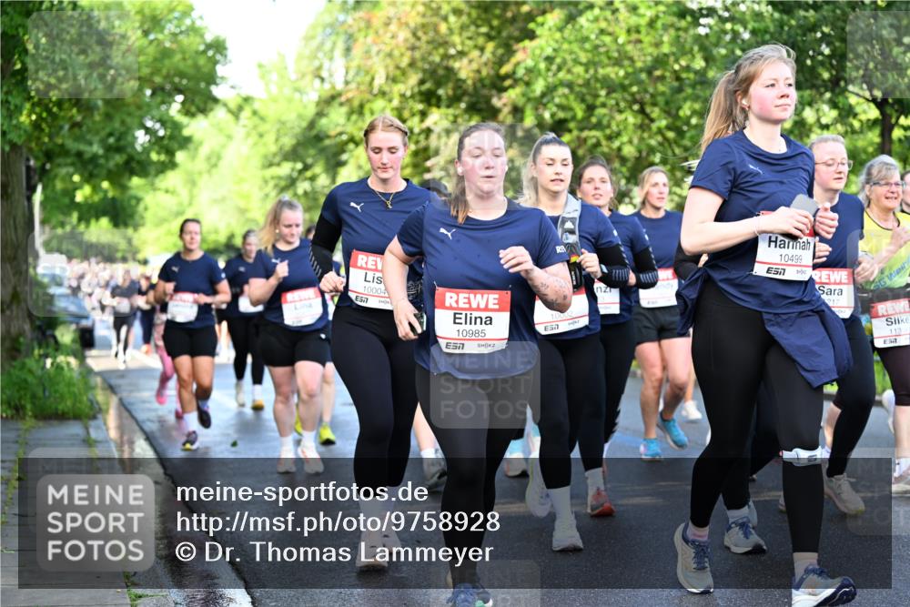 14.06.2026 - REWE Women's Run Dr. Thomas Lammeyer http://msf.ph/oto/9758928 14.06.2026 09:23:14 Laufen 10004, 7, 10985, 10002, 57, 10499, 7, 217, 1135 meine-sportfotos.de