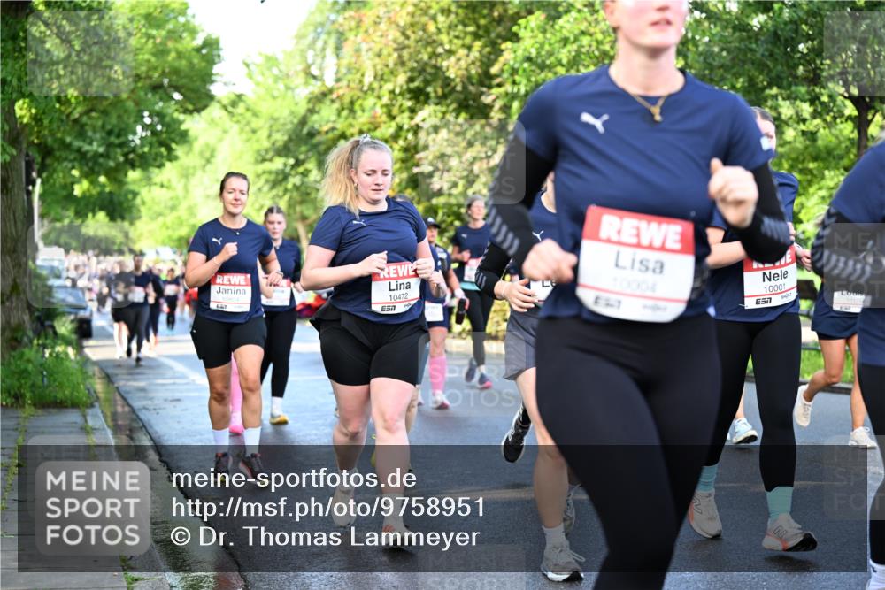 14.06.2026 - REWE Women's Run Dr. Thomas Lammeyer http://msf.ph/oto/9758951 14.06.2026 09:23:15 Laufen 6, 10472, 10004, 10001, 7, 10124, 63 meine-sportfotos.de