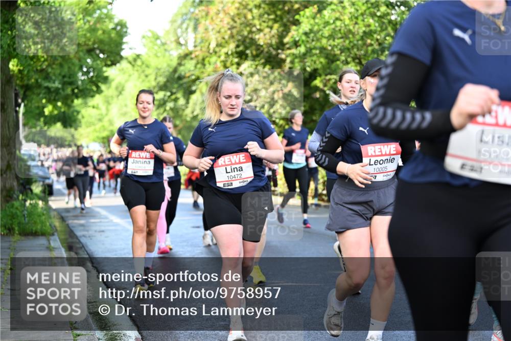 14.06.2026 - REWE Women's Run Dr. Thomas Lammeyer http://msf.ph/oto/9758957 14.06.2026 09:23:16 Laufen 10804, 10472, 57, 10005, 7, 10004 meine-sportfotos.de