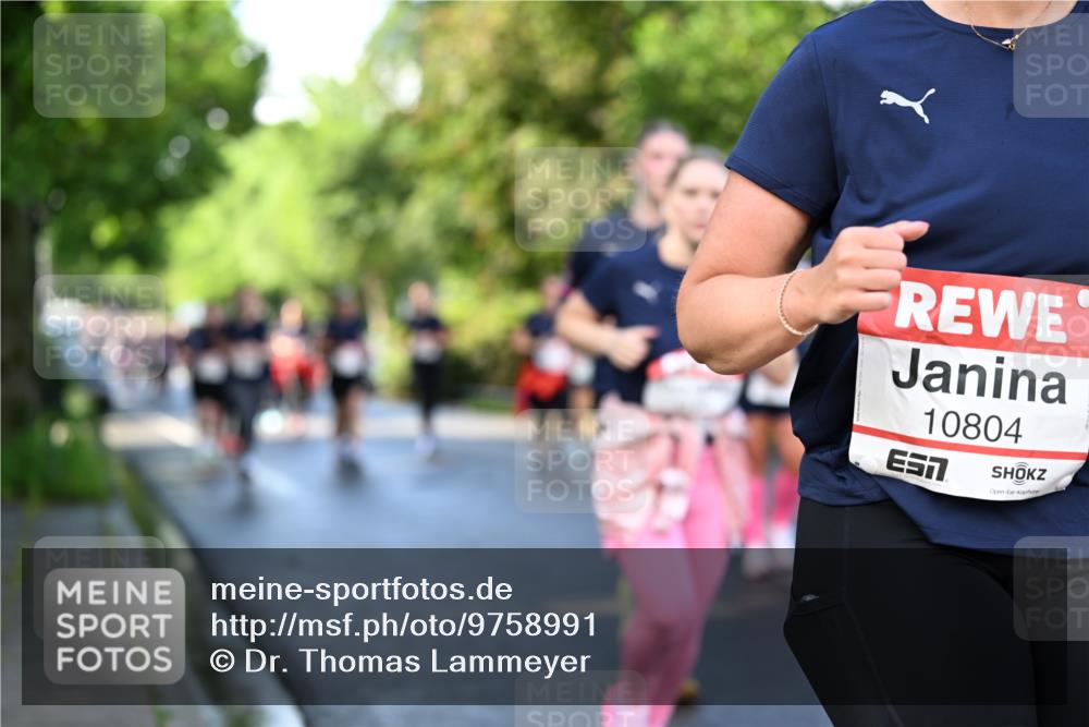 14.06.2026 - REWE Women's Run Dr. Thomas Lammeyer http://msf.ph/oto/9758991 14.06.2026 09:23:19 Laufen 10804 meine-sportfotos.de