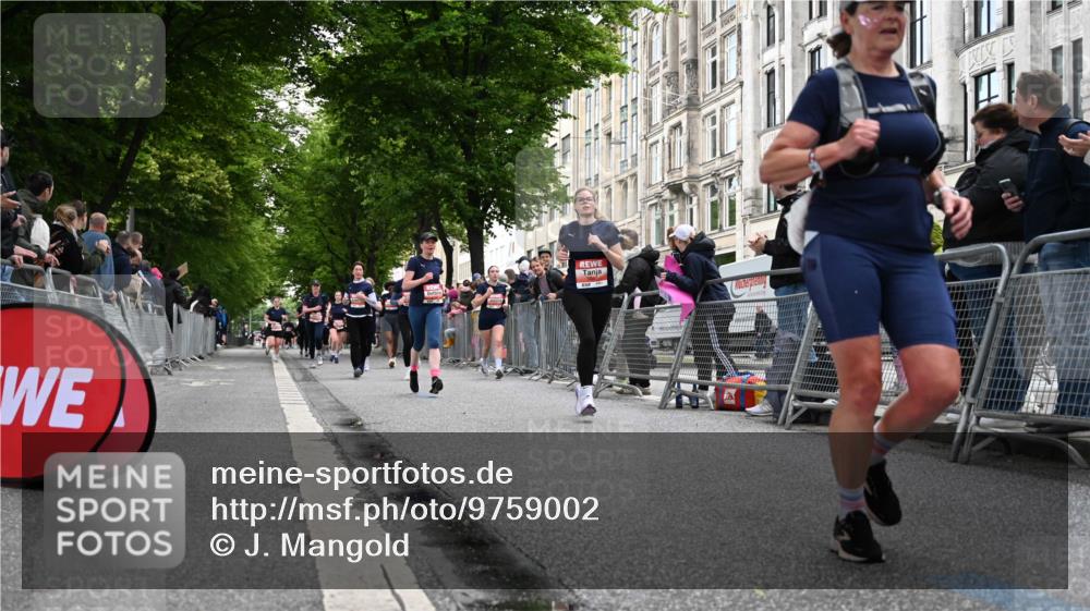 14.06.2026 - REWE Women's Run J. Mangold http://msf.ph/oto/9759002 14.06.2026 11:00:41 Ziel 5025, 5055, 5146, 5270, 5307, 5364, 5481, 5532, 5672, 5767, 5874, 5941 meine-sportfotos.de