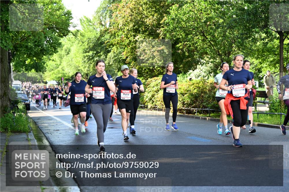 14.06.2026 - REWE Women's Run Dr. Thomas Lammeyer http://msf.ph/oto/9759029 14.06.2026 09:23:22 Laufen 1142, 57, 57, 657 meine-sportfotos.de