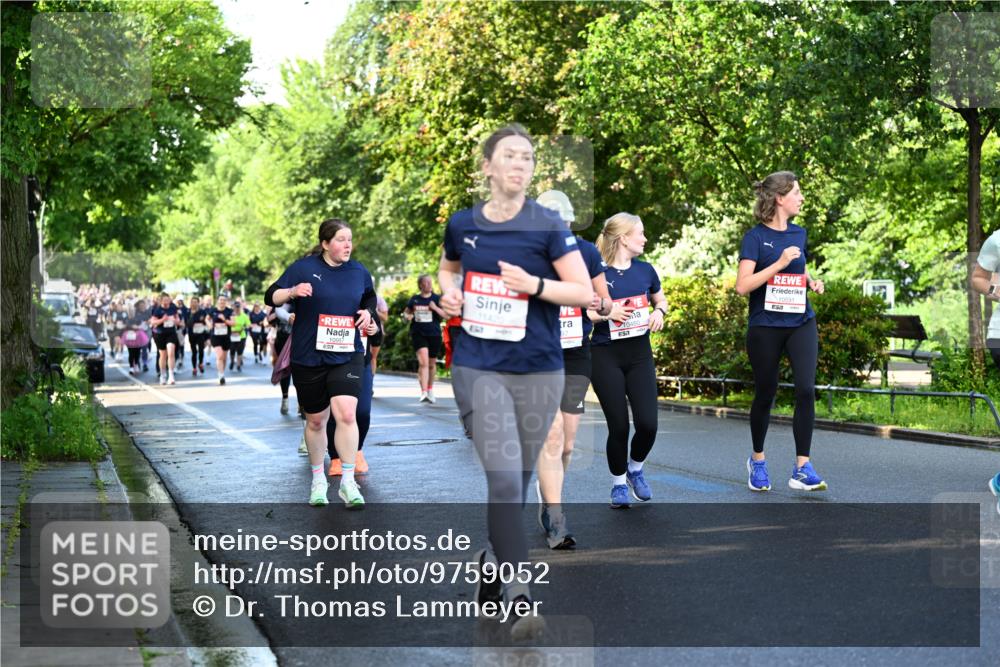 14.06.2026 - REWE Women's Run Dr. Thomas Lammeyer http://msf.ph/oto/9759052 14.06.2026 09:23:24 Laufen 10957, 10591, 11420 meine-sportfotos.de