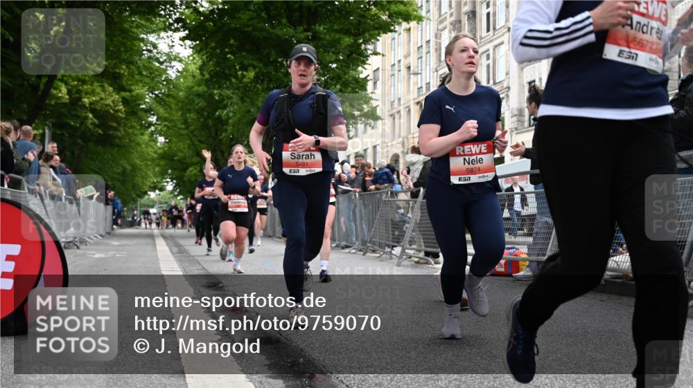 14.06.2026 - REWE Women's Run J. Mangold http://msf.ph/oto/9759070 14.06.2026 11:00:47 Ziel 5041, 5087, 5146, 5270, 5307, 5364, 5455, 5481, 5507, 5599, 5603, 5618, 5672, 5771, 5874 meine-sportfotos.de