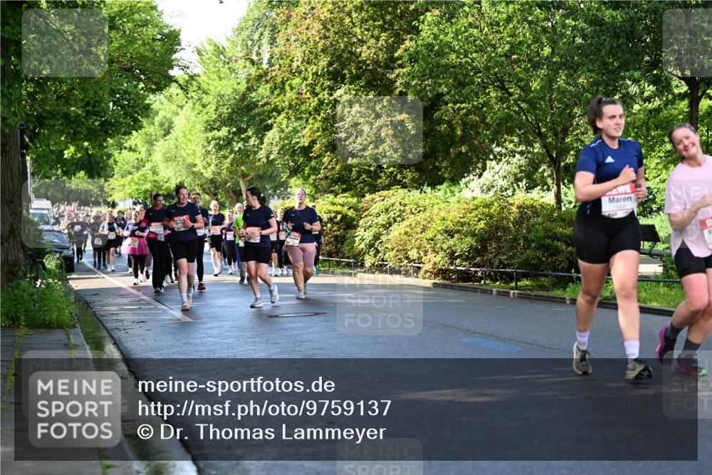 14.06.2026 - REWE Women's Run Dr. Thomas Lammeyer http://msf.ph/oto/9759137 14.06.2026 09:23:32 Laufen 10030 meine-sportfotos.de