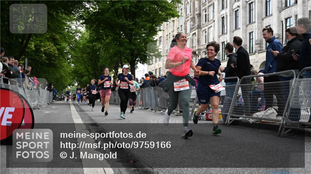 14.06.2026 - REWE Women's Run J. Mangold http://msf.ph/oto/9759166 14.06.2026 11:00:57 Ziel 5262, 5326, 5419, 5421, 5771, 5824, 5948, 5952, 6025 meine-sportfotos.de
