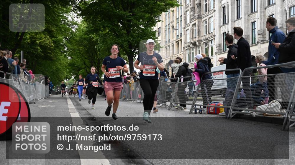 14.06.2026 - REWE Women's Run J. Mangold http://msf.ph/oto/9759173 14.06.2026 11:00:58 Ziel 5262, 5326, 5419, 5421, 5824, 5948, 5952, 6025 meine-sportfotos.de