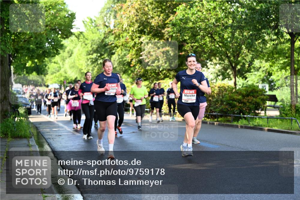 14.06.2026 - REWE Women's Run Dr. Thomas Lammeyer http://msf.ph/oto/9759178 14.06.2026 09:23:36 Laufen 10612, 10692, 57 meine-sportfotos.de