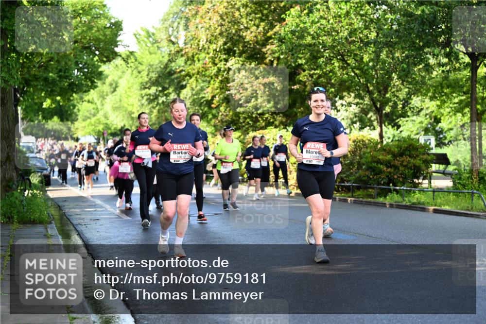14.06.2026 - REWE Women's Run Dr. Thomas Lammeyer http://msf.ph/oto/9759181 14.06.2026 09:23:37 Laufen 10612, 10692 meine-sportfotos.de