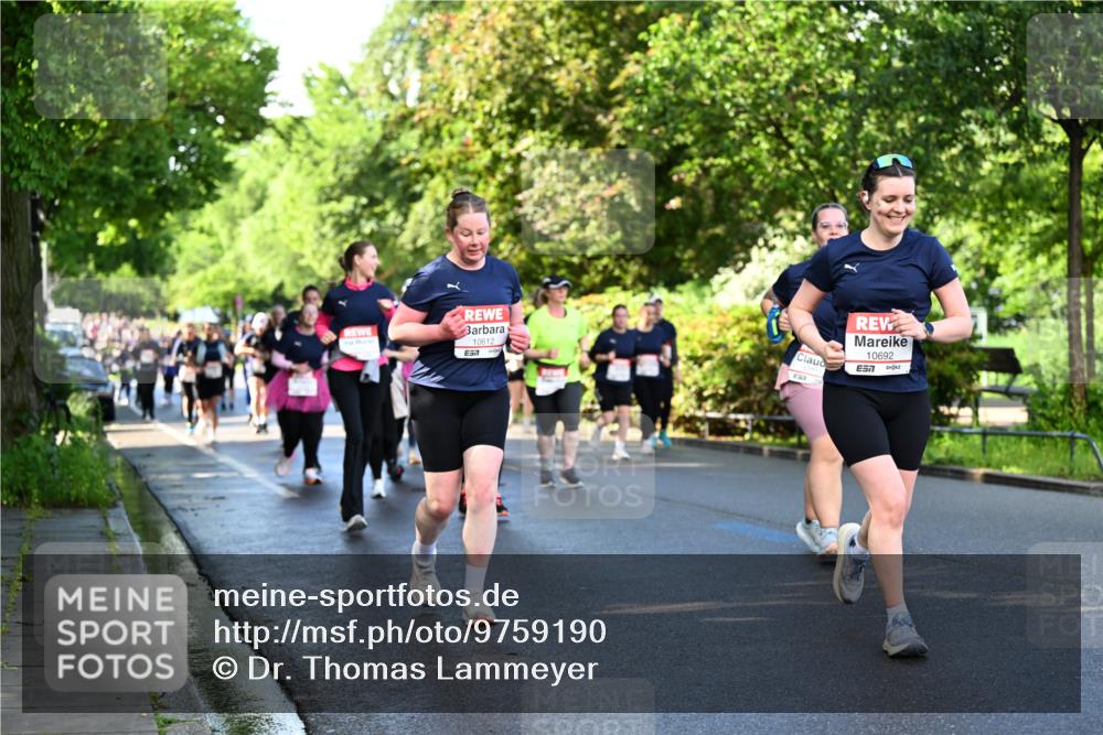 14.06.2026 - REWE Women's Run Dr. Thomas Lammeyer http://msf.ph/oto/9759190 14.06.2026 09:23:37 Laufen 10692, 7, 10612 meine-sportfotos.de