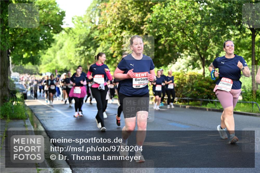 14.06.2026 - REWE Women's Run Dr. Thomas Lammeyer http://msf.ph/oto/9759204 14.06.2026 09:23:38 Laufen 10612, 10035, 7 meine-sportfotos.de