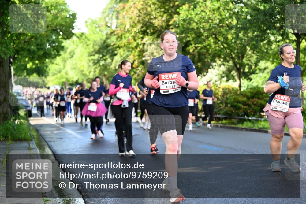 14.06.2026 - REWE Women's Run Dr. Thomas Lammeyer http://msf.ph/oto/9759209 14.06.2026 09:23:38 Laufen 10612, 7, 10035, 57 meine-sportfotos.de