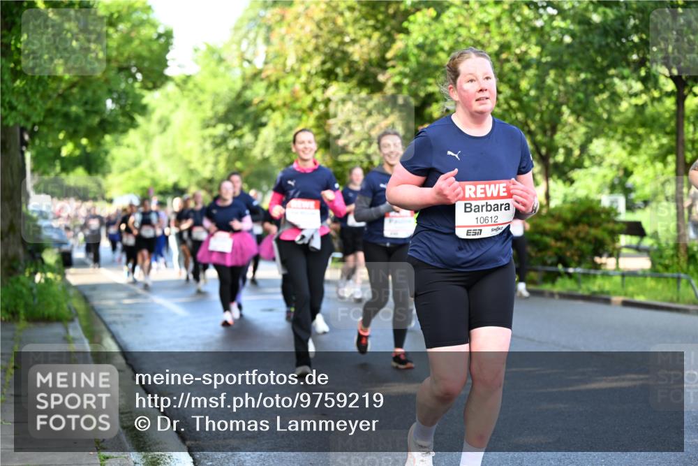 14.06.2026 - REWE Women's Run Dr. Thomas Lammeyer http://msf.ph/oto/9759219 14.06.2026 09:23:39 Laufen 10612, 57 meine-sportfotos.de
