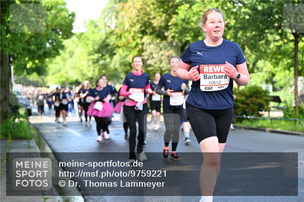 14.06.2026 - REWE Women's Run Dr. Thomas Lammeyer http://msf.ph/oto/9759221 14.06.2026 09:23:39 Laufen 10612, 7 meine-sportfotos.de