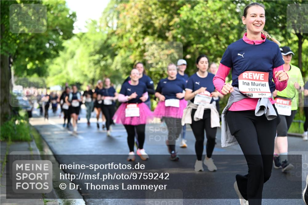 14.06.2026 - REWE Women's Run Dr. Thomas Lammeyer http://msf.ph/oto/9759242 14.06.2026 09:23:41 Laufen 10711 meine-sportfotos.de