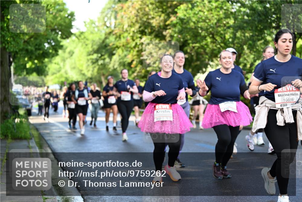 14.06.2026 - REWE Women's Run Dr. Thomas Lammeyer http://msf.ph/oto/9759262 14.06.2026 09:23:43 Laufen 10688 meine-sportfotos.de