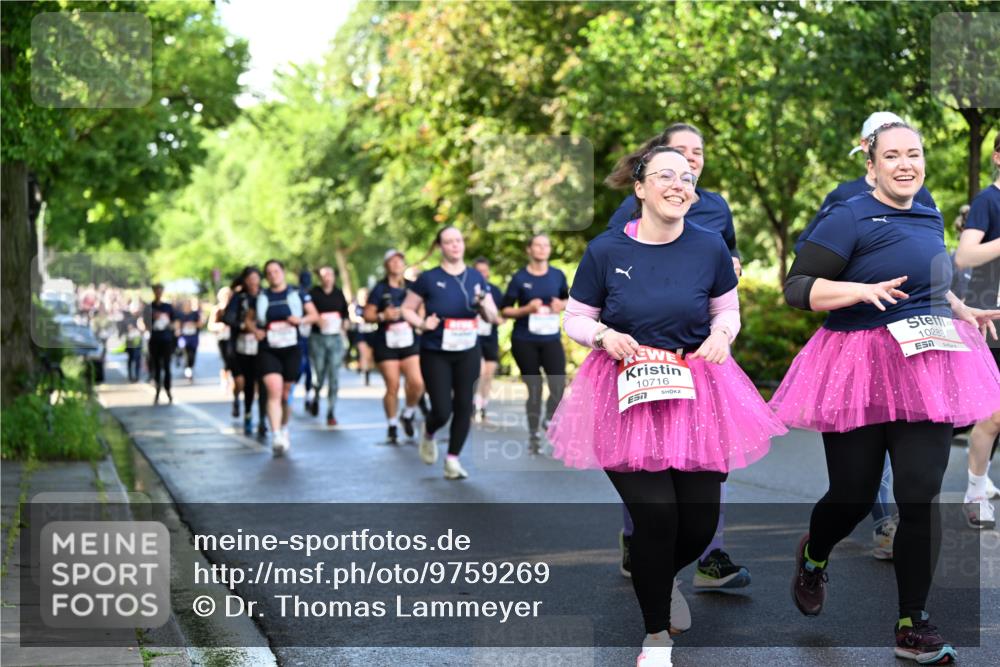 14.06.2026 - REWE Women's Run Dr. Thomas Lammeyer http://msf.ph/oto/9759269 14.06.2026 09:23:43 Laufen 10716, 10283 meine-sportfotos.de