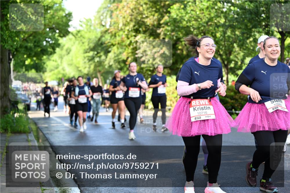 14.06.2026 - REWE Women's Run Dr. Thomas Lammeyer http://msf.ph/oto/9759271 14.06.2026 09:23:43 Laufen 10716, 7, 10283 meine-sportfotos.de